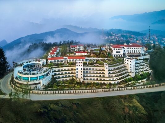 Toàn cảnh khu nghỉ dưỡng Sapa Silk Path Resort 5*