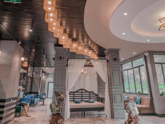 Sảnh chính tại khách sạn Sapa Charm 4*